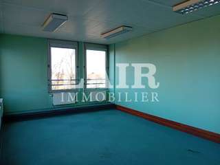 Bureaux et commerces 22 pièces