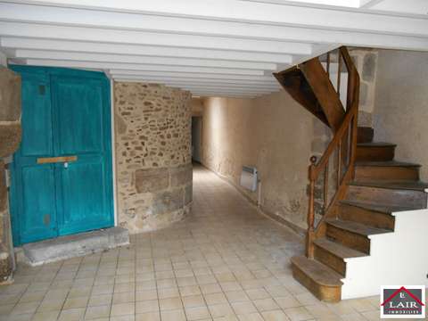 Bureaux et commerces 4 pièces