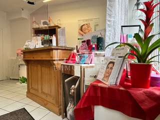 Bureaux et commerces 6 pièces