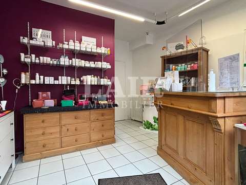 Bureaux et commerces 6 pièces