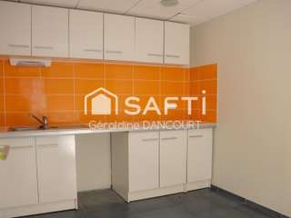 Bureaux et commerces 5 pièces