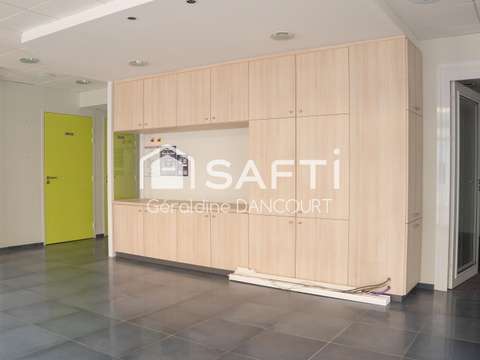 Bureaux et commerces 5 pièces