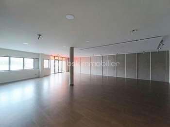 Bureaux et commerces 3 pièces