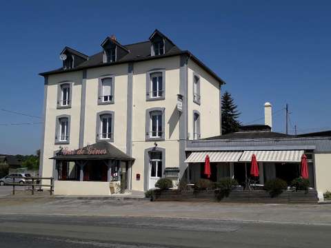Bureaux et commerces Ambrières-les-Vallées 53