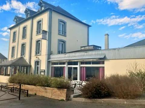 Bureaux et commerces 18 pièces Ambrières-les-Vallées 53