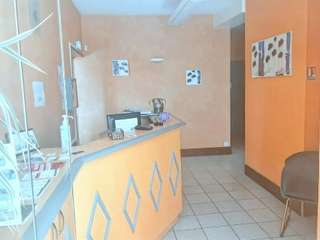 Bureaux et commerces 18 pièces