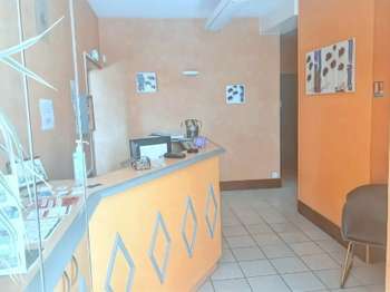 Bureaux et commerces 18 pièces