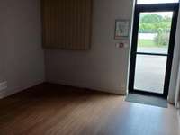 Bureaux et commerces 20 pièces Bureaux et commerces 20 pièces