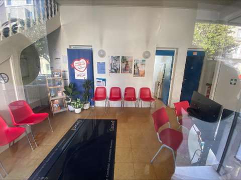 Bureaux et commerces 4 pièces