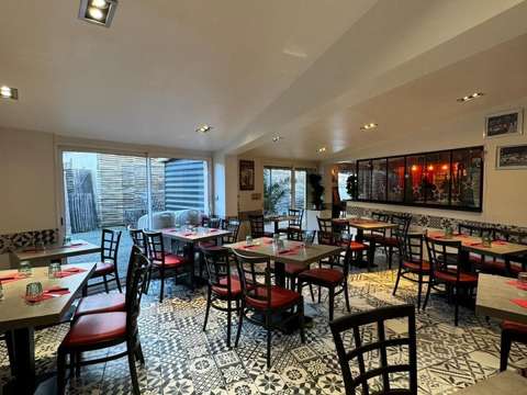 Bureaux et commerces 6 pièces