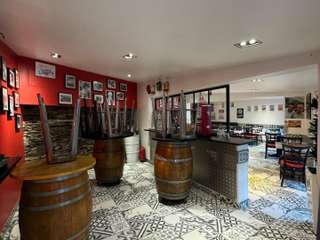 Bureaux et commerces 6 pièces