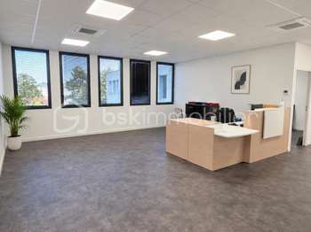Bureaux et commerces 8 pièces Angers Roseraie Orgemont 49