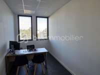 Bureaux et commerces 8 pièces