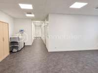 Bureaux et commerces 8 pièces