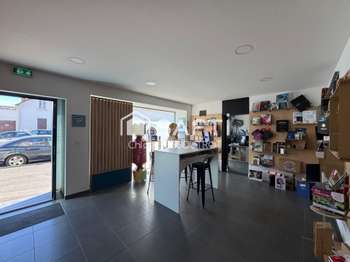 Bureaux et commerces 6 pièces Angers Saint-Serge 49