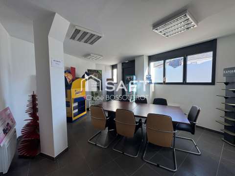 Bureaux et commerces 6 pièces