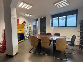 Bureaux et commerces 6 pièces