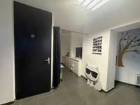 Bureaux et commerces 6 pièces