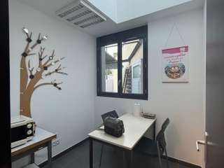 Bureaux et commerces 6 pièces