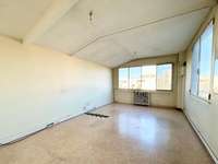 Bureaux et commerces 4 pièces