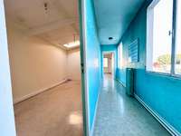Bureaux et commerces 4 pièces