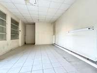 Bureaux et commerces 4 pièces