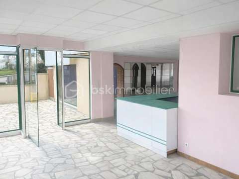 Bureaux et commerces 6 pièces