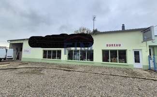 Photo Bureaux et commerces Aumale