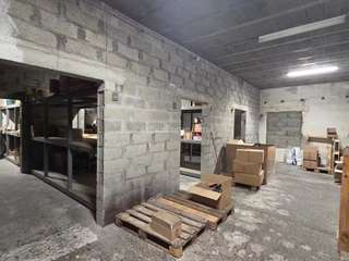 Bureaux et commerces 7 pièces