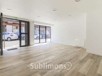 Bureaux et commerces 4 pièces