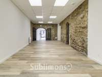 Bureaux et commerces 4 pièces