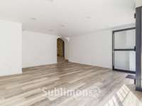 Bureaux et commerces 4 pièces