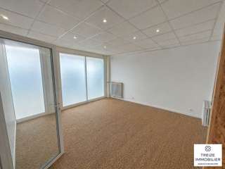 Bureaux et commerces 2 pièces