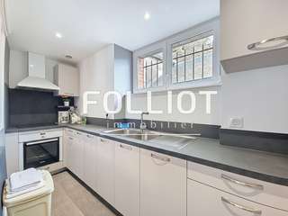 Bureaux et commerces 4 pièces