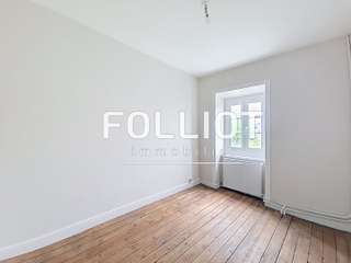 Bureaux et commerces 4 pièces