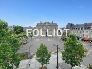 Bureaux et commerces 4 pièces