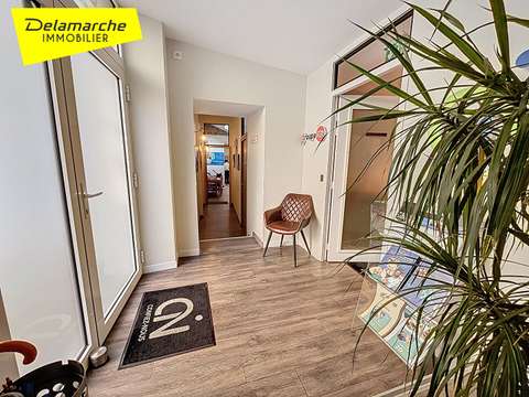 Bureaux et commerces 10 pièces Avranches 50