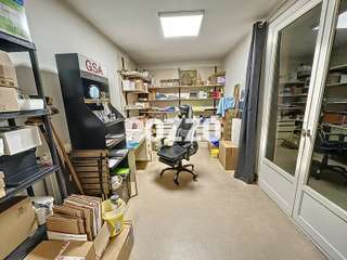 Bureaux et commerces 5 pièces