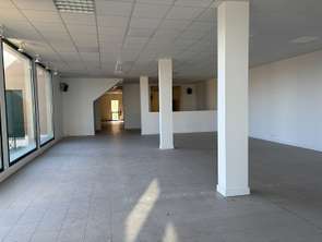 Vente Bureaux et commerces 490 m&sup2;Avrillé
