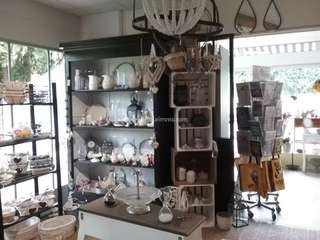 Bureaux et commerces 2 pièces