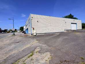 Vente Bureaux et commerces 550 m&sup2;Baud