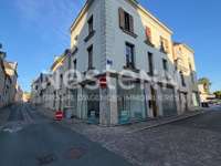 Bureaux et commerces 4 pièces Bureaux et commerces 4 pièces