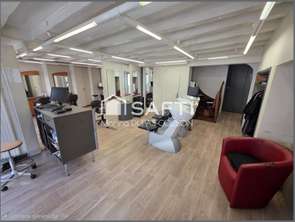 Vente Bureaux et commerces 273 m&sup2;Beaufort-en-Anjou
