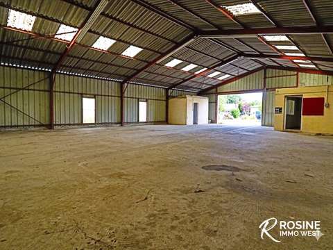 Bureaux et commerces Beaufort-en-Anjou 49