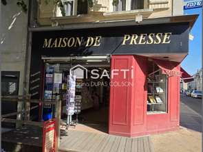 Vente Bureaux et commerces 191 m&sup2;Beaufort-en-Anjou