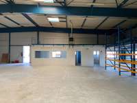 Bureaux et commerces 4 pièces