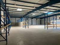Bureaux et commerces 4 pièces