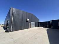 Bureaux et commerces 4 pièces