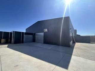 Bureaux et commerces 4 pièces