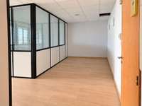 Bureaux et commerces 6 pièces Bureaux et commerces 6 pièces